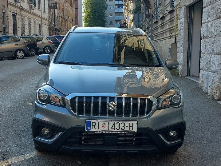 Suzuki JY SX4-Cross