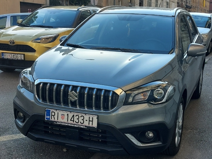 Suzuki JY SX4-Cross