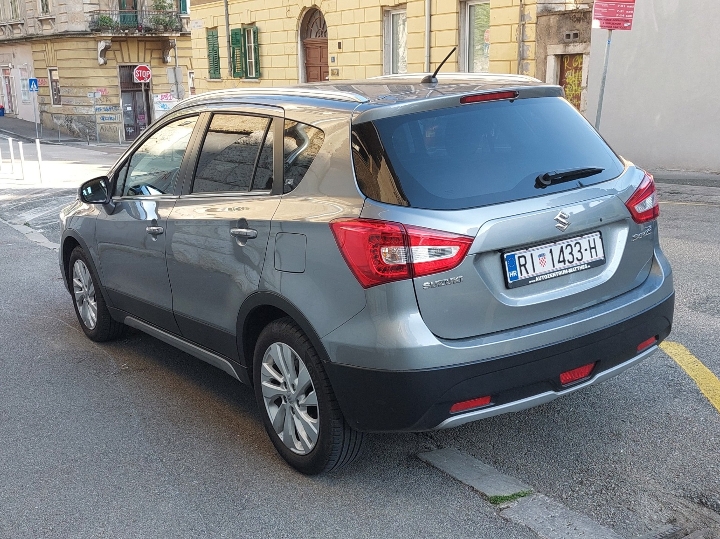 Suzuki JY SX4-Cross
