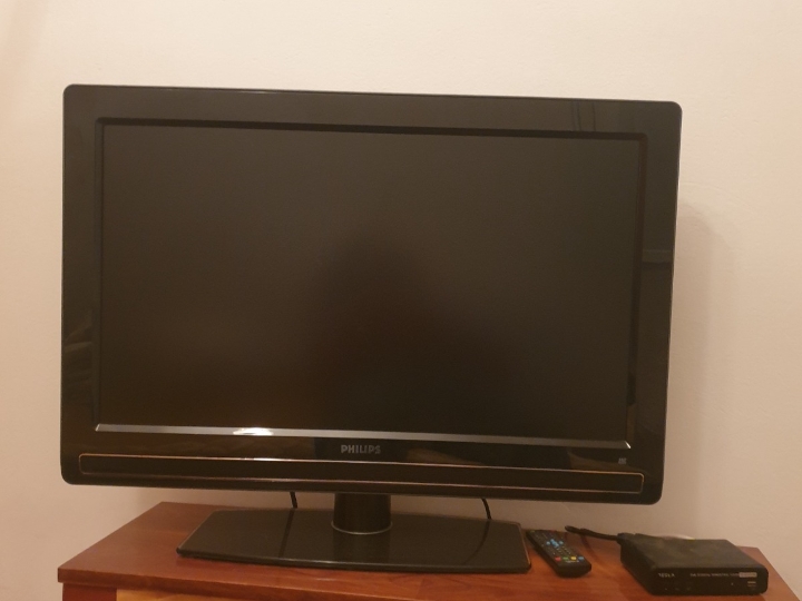 Tv Philips 32", 82 cm