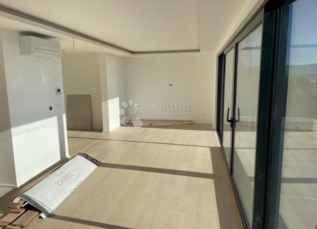 Penthouse s panoramskim pogledom na more