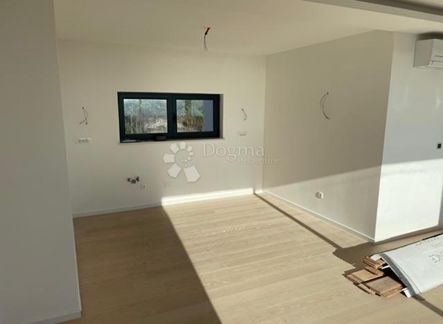 Penthouse s panoramskim pogledom na more