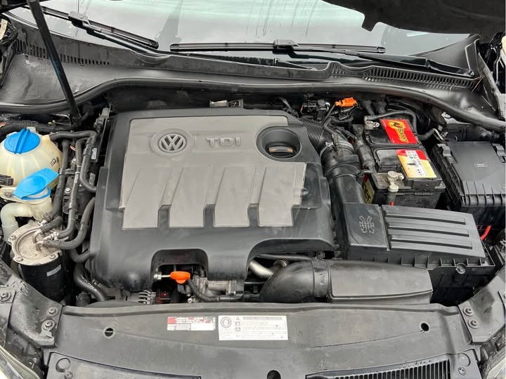VW Golf