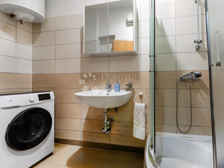 Kantrida, 55 m² – 1S+DB, terasa, podno grijanje, blizu mora
