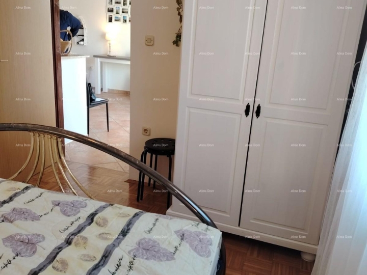 Medulin, Burle, stan 50 m od mora s pogledom!