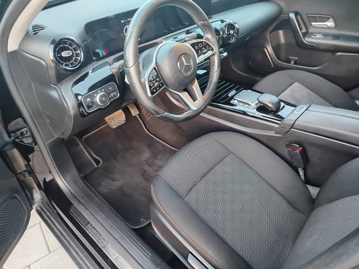 Mercedes A klasa 180D limuzina