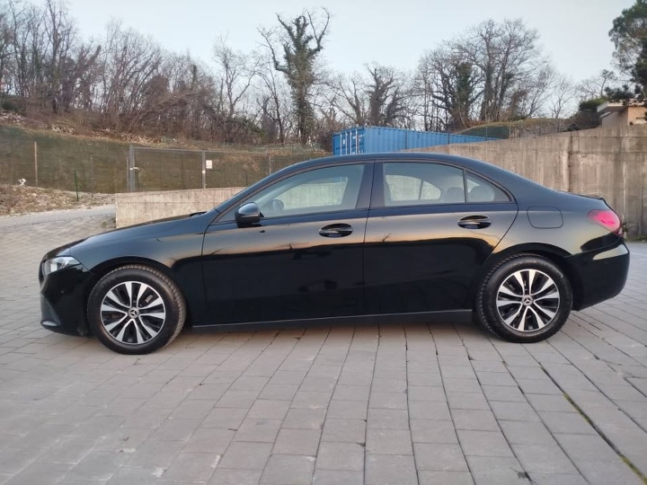 Mercedes A klasa 180D limuzina