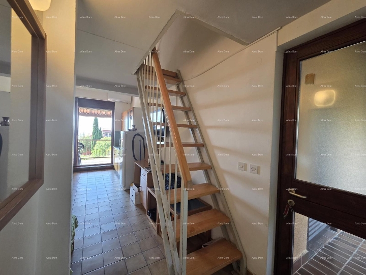 Duga Uvala, stan 41.35 m² s galerijom, 300 m od mora!