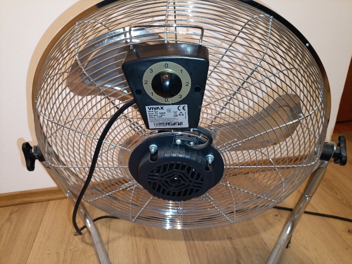 Vivax FF-100M ventilator