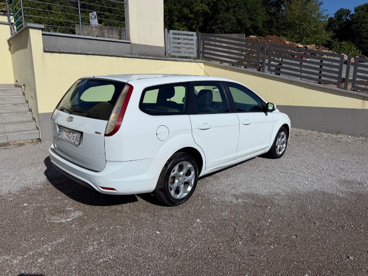 Ford Focus karavan MK2, 2009. god.