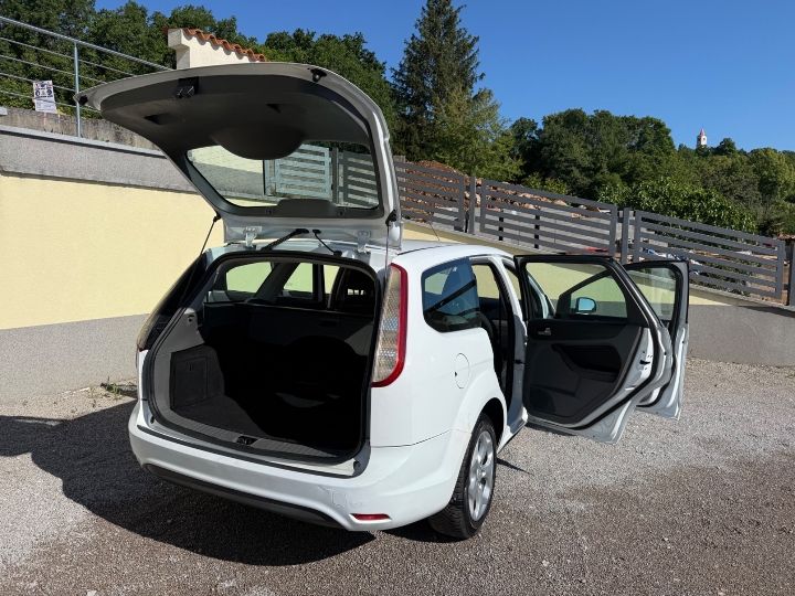 Ford Focus karavan MK2, 2009. god.