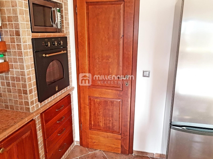 Matulji, Mučići, 150m2, adaptirana i namještena kuća