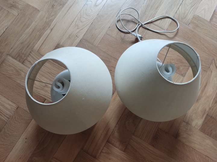 Dvije lampe