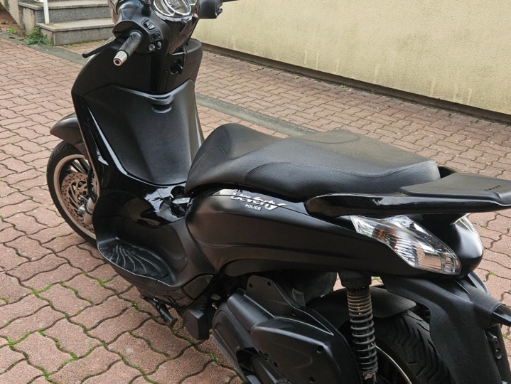 Piaggio Beverly 300, 2017. godište