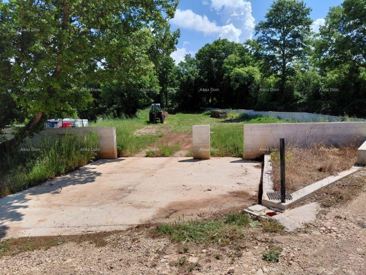 Građevinsko zemljište 1.024 m² u okolici Vodnjana