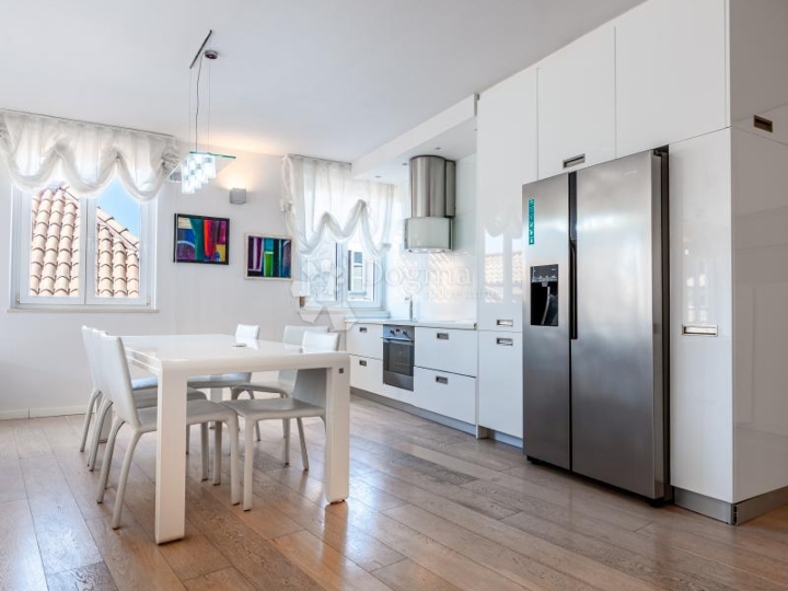 Drugi ovo nemaju!! Mi imamo – stan 153,90 m² s terasom 25 m², Centar Rijeke