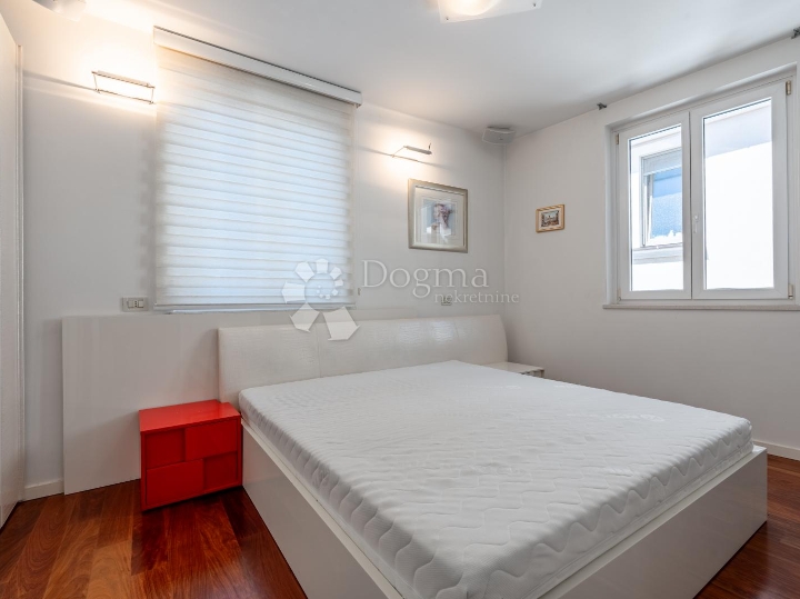 Drugi ovo nemaju!! Mi imamo – stan 153,90 m² s terasom 25 m², Centar Rijeke