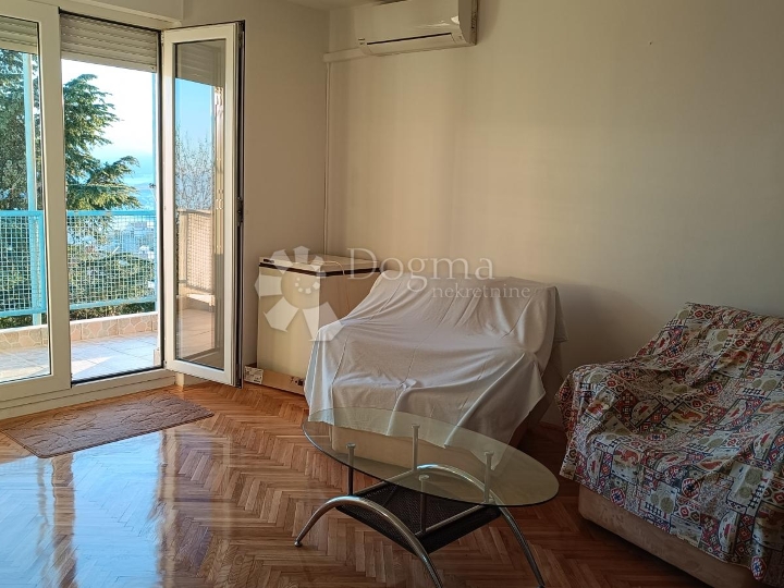 Rešetari, 70 m2, balkon, panoramski pogled