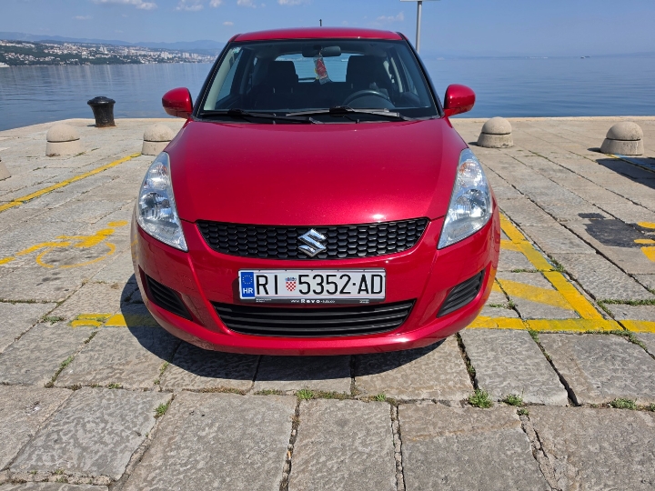 Suzuki Swift 1.2 GLX | reg. 02./2027. | Može zamjena