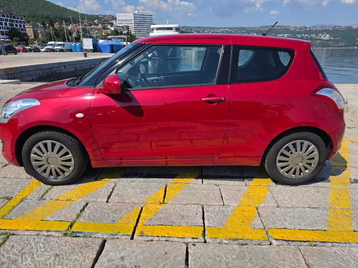 Suzuki Swift 1.2 GLX | reg. 02./2027. | Može zamjena