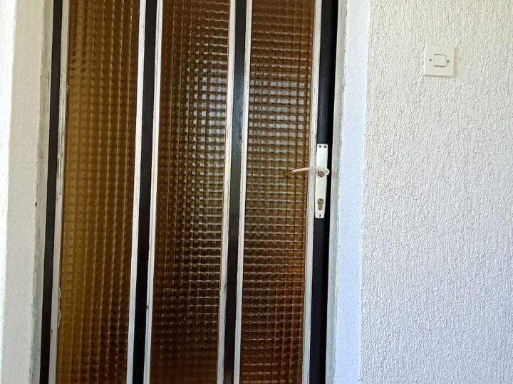 Ulazna vrata željezna + aluminij
