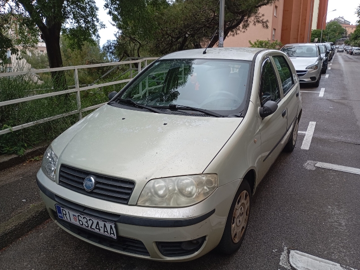 Prodajem Fiat Punto 1,2