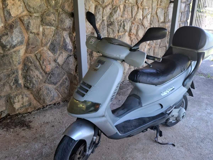 Skuter Piaggio skiper