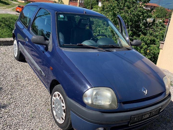Renault Clio 1.2 RT 130.000 km