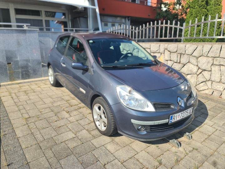 Renault Clio 1.2 benzin