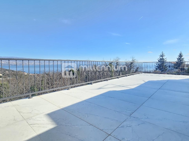 Lovran, 91.60m2, 2S+DB, terasa, balkon