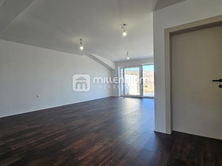 Lovran, 91.60m2, 2S+DB, terasa, balkon
