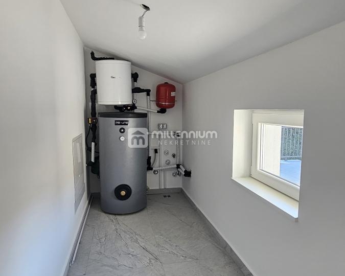 Lovran, 91.60m2, 2S+DB, terasa, balkon