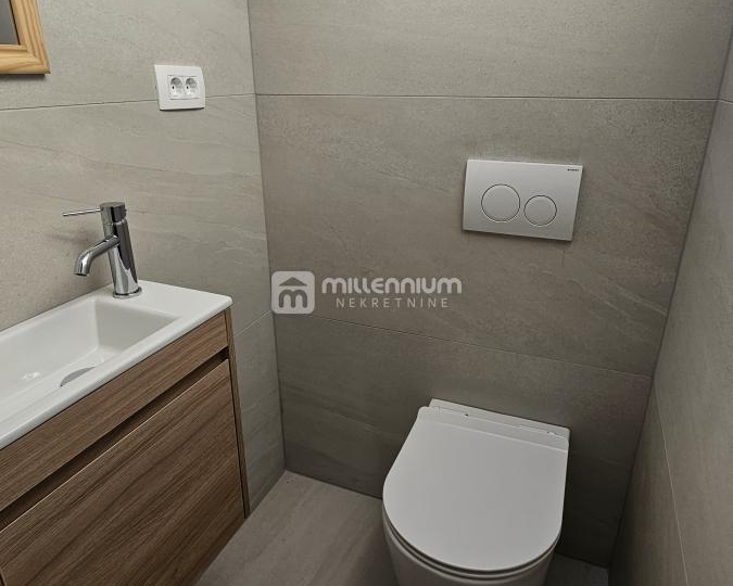 Lovran, 91.60m2, 2S+DB, terasa, balkon