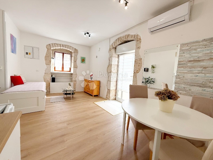Studio apartman u centru Medulina