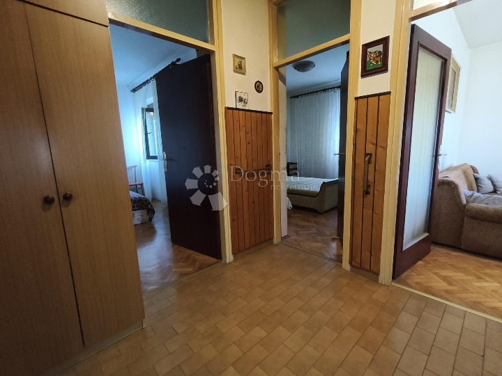 Rešetari, 2S+DB, 65 m2, 1.kat