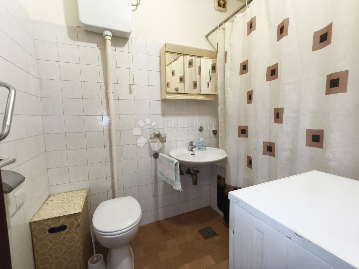 Rešetari, 2S+DB, 65 m2, 1.kat