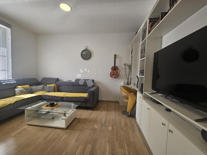 Belveder, odličan stan 70 m2