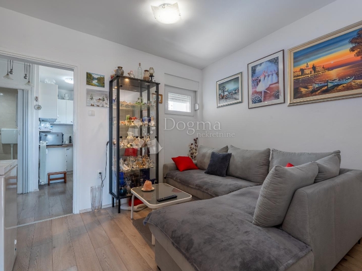 Rijeka, Turnić, 32m2, 1S+DB