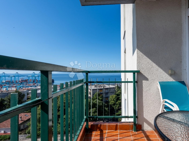 Rijeka, Turnić, 32m2, 1S+DB