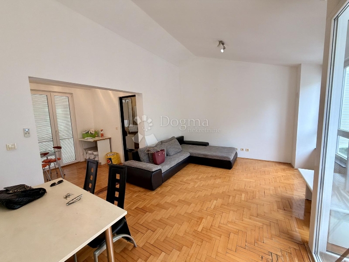 Prilika!! Opatija stan s prekrasnim pogledom na more 86m2