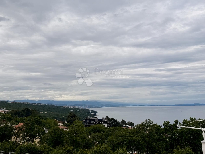 Prilika!! Opatija stan s prekrasnim pogledom na more 86m2