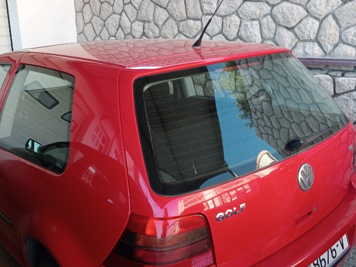 VW Golf 4 1.6 benzin, 2002. god.