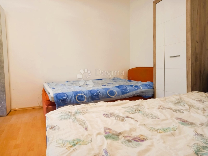 Turnić, 33 m2, odličan prilaz