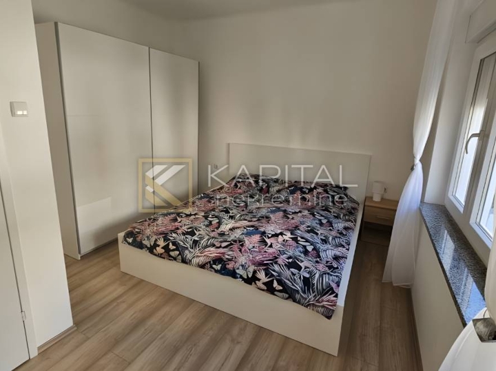 Širi centar, 2 stana u jednom, investicija