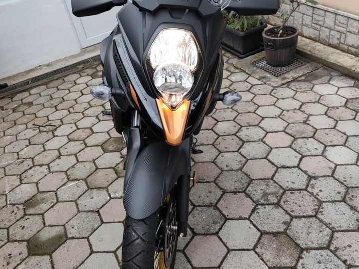 Suzuki V-strom XT 650