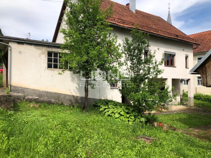 Lukovdol, kuća s građevinskim zemljištem