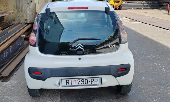 Citroen C1