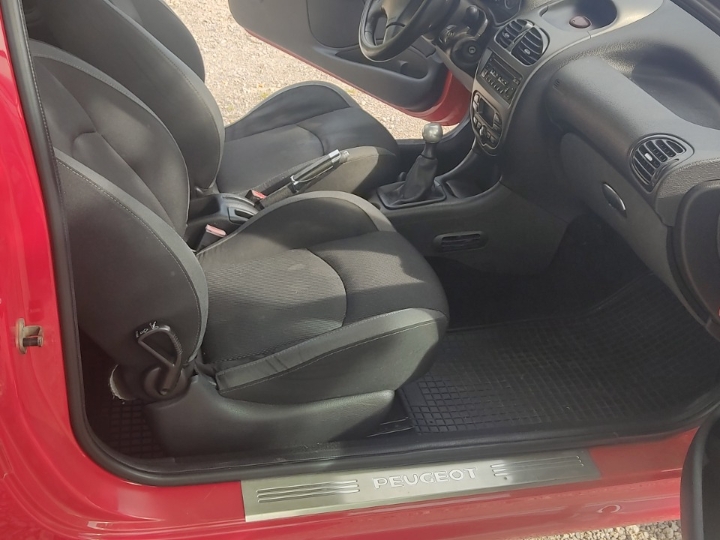 Peugeot 206, 1.4 16V