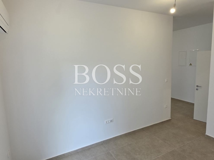 Rubeši, poslovni prostor, 46.5 m2