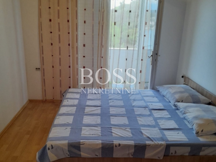 Rab, samostojeća kuća 320m2, prilika!